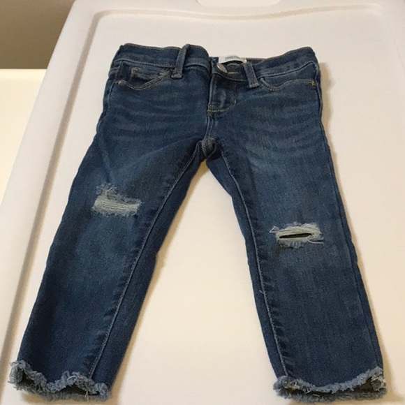 OLD NAVY GAP SIZE 3 TOTAL OF 3 PIECES 1 JEANS 1 PULL ON HOODIE 1 KNIT CARDIGAN - Picture 3 of 6